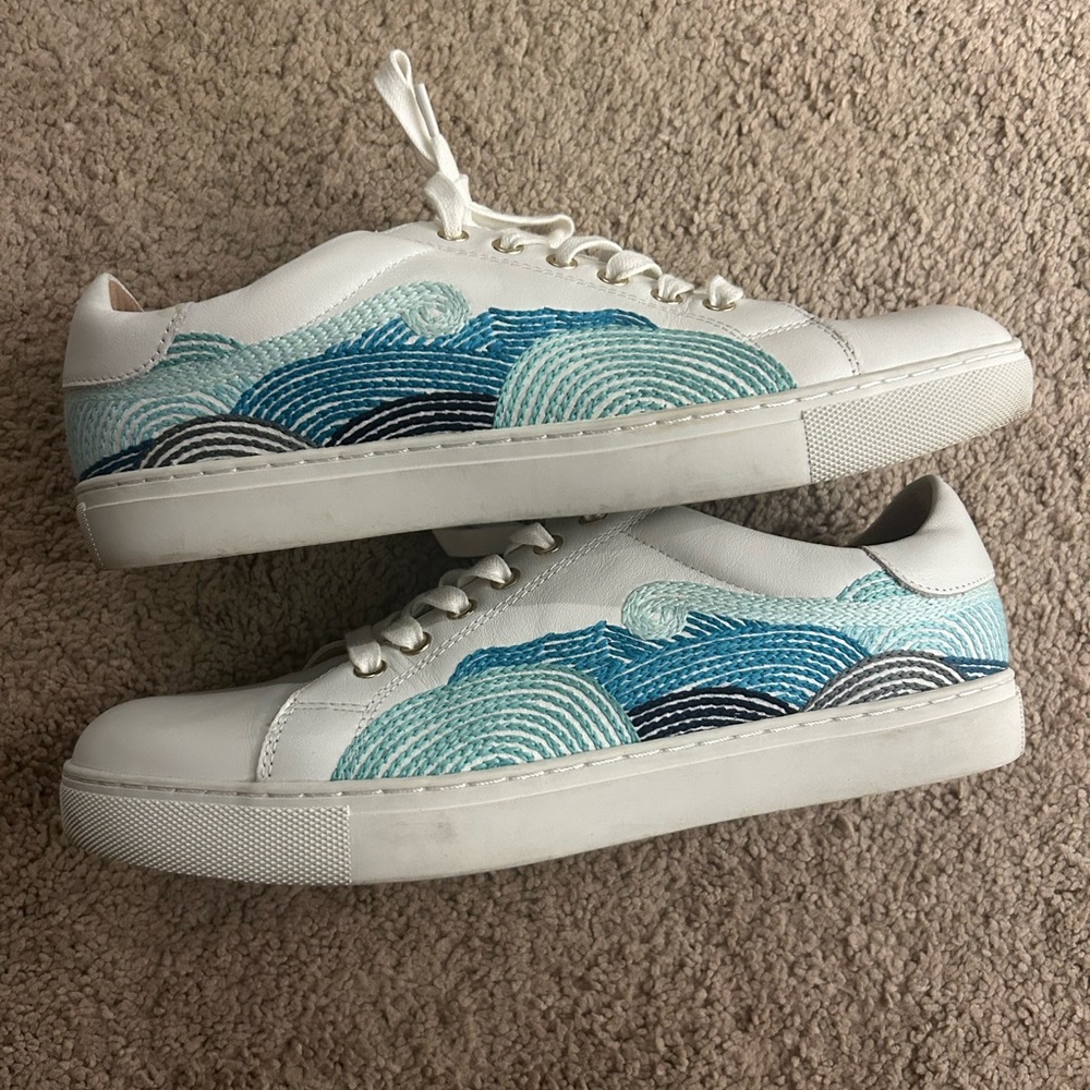 Jack Rogers sneakers with Blue wave Embroidery